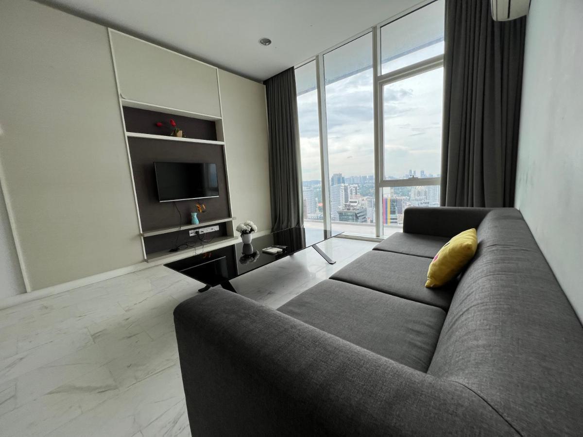 Amazing Pool By Platinum Suites Klcc Kuala Lumpur Luaran gambar